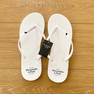Abercrombie & Fitch Women’s White Flip Flops
